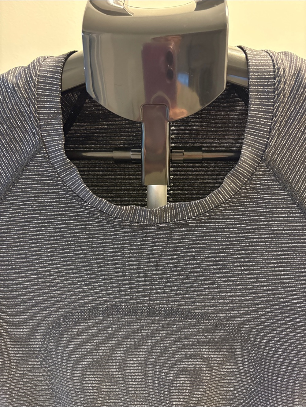 Lululemon Swiftly Tech ~ 4 ~ Black Sparkle - Picture 3 of 15